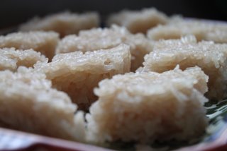 Klebreiskuchen mit Palmzucker