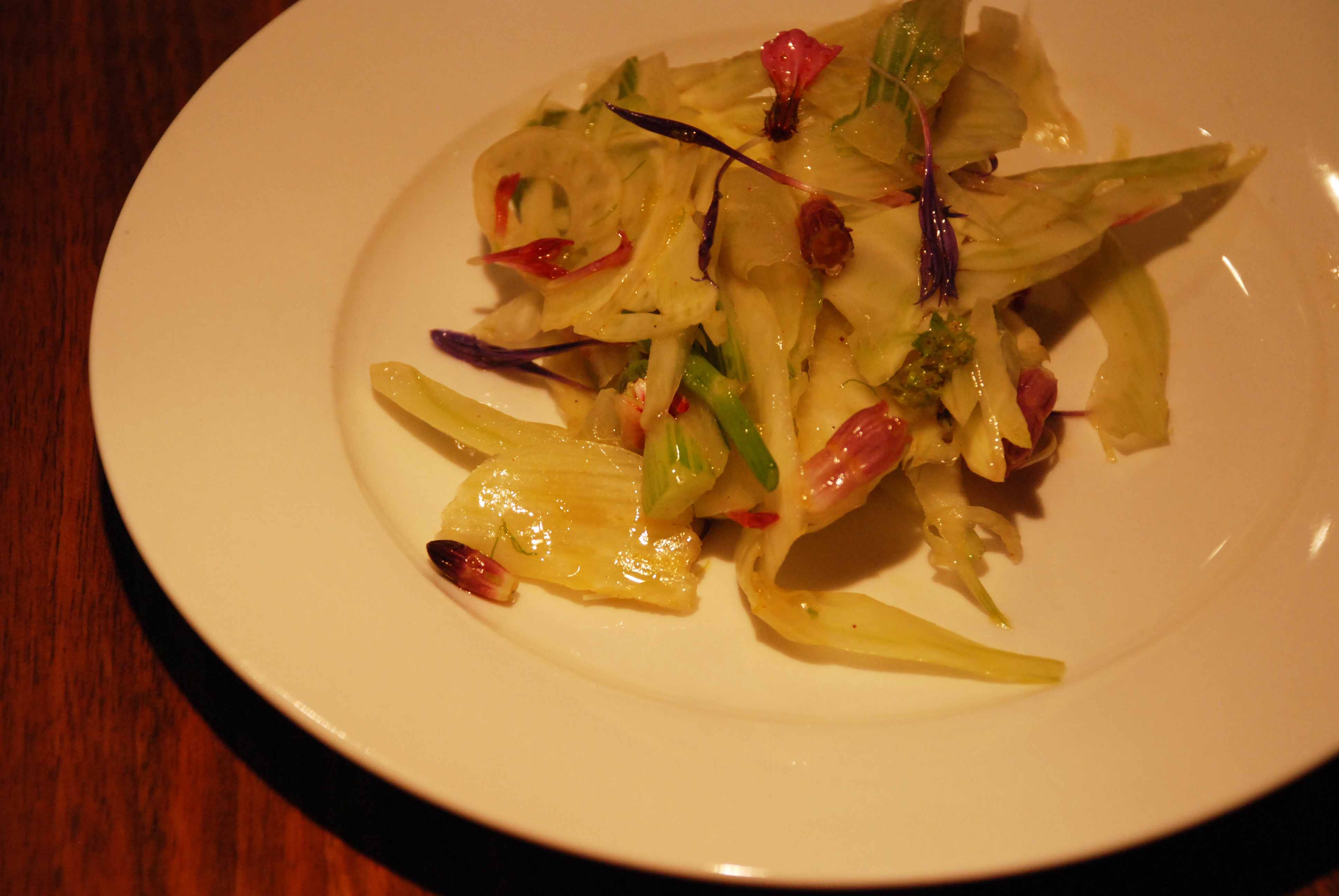 Fenchelsalat mit Blüten