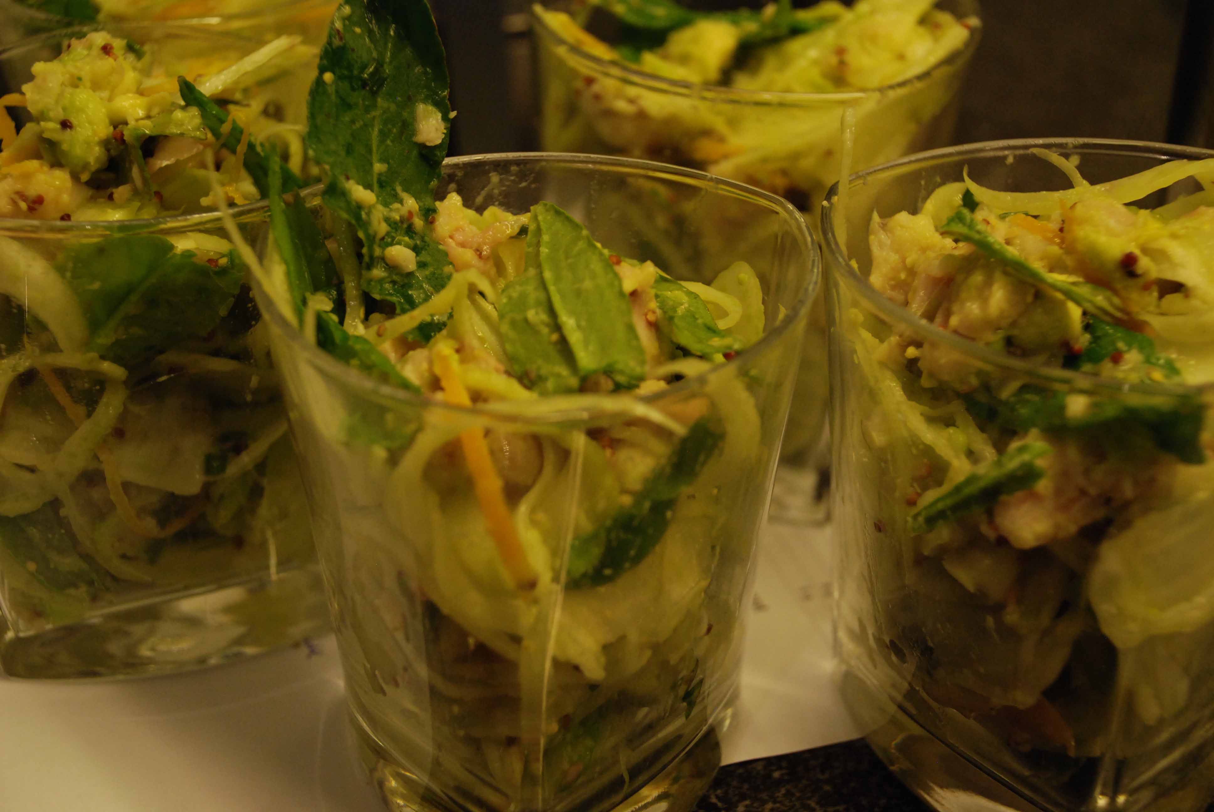 Sauerampfersalat mit Räucherforelle