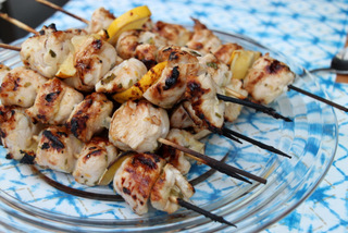 Zitronen-Pouletspiesse mit Honigmarinade